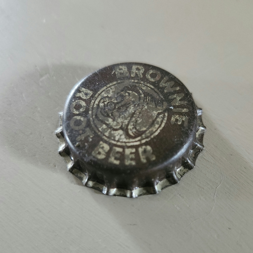 Vintage 1950's Brownie Root Beer Bottle Cap Atlas Beverages Co. Detroit Michigan